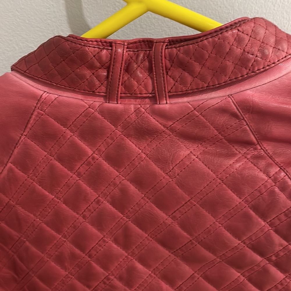 Leather jacket - Picture 9 of 11